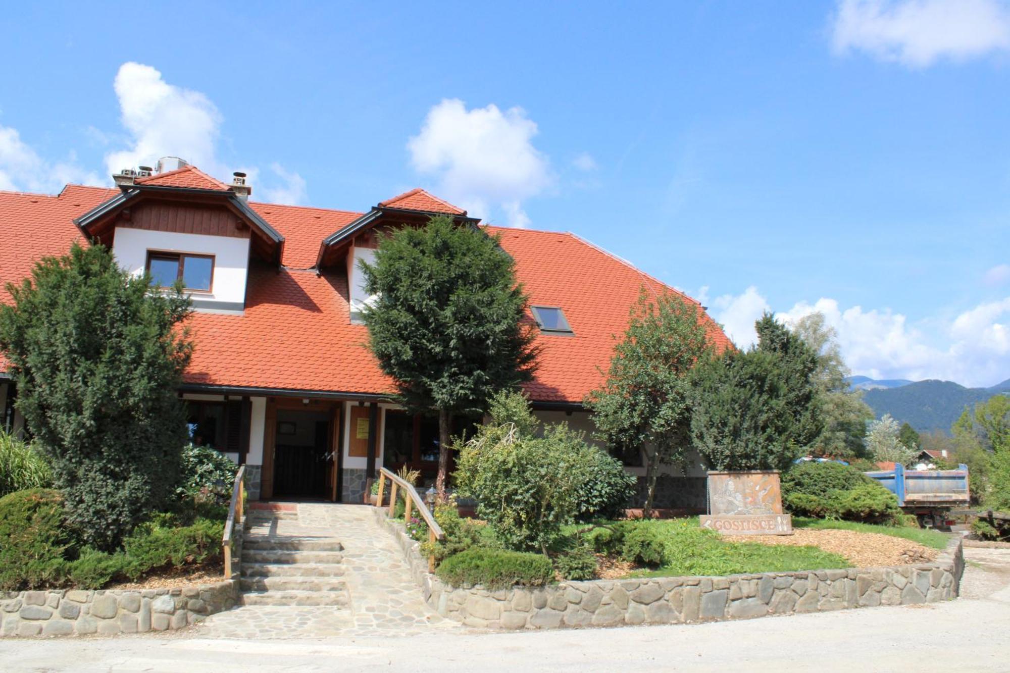 Sport Center Prodnik Hotel Ljubno Bagian luar foto
